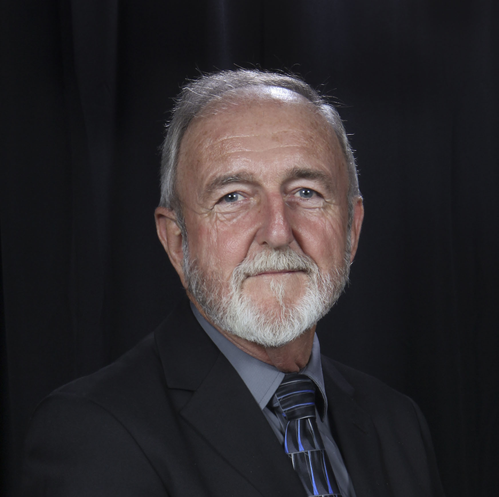 Headshot of Rob Hawk